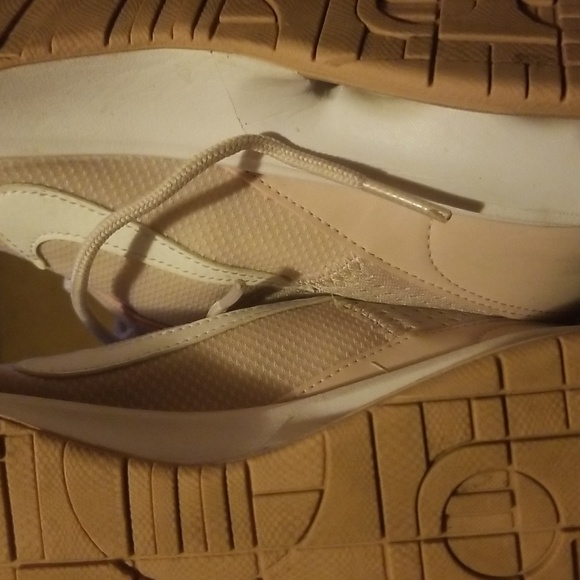 Nike Air Max - Picture 8 of 8